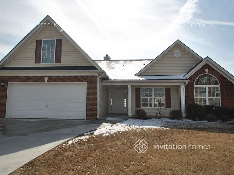 60 Green Gables Dr — Photo 2
