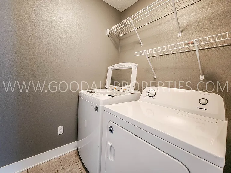 1306 Green Hills Dr — Photo 32