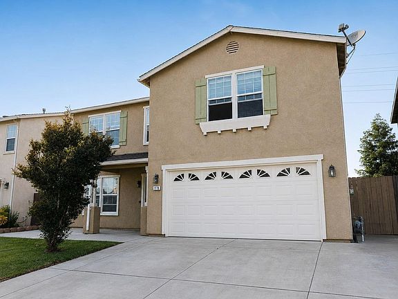 2nd image of 1179 Crescent Dr