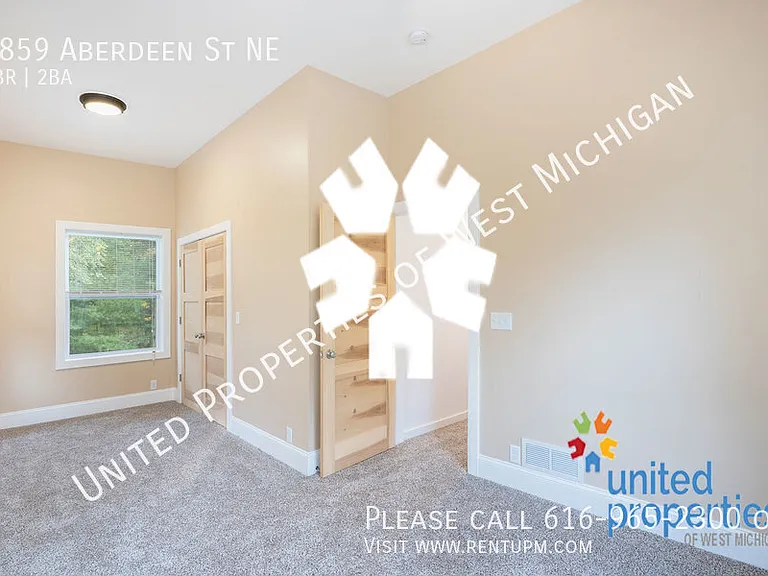 1859 Aberdeen St NE — Photo 11