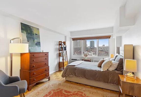 2nd image of 2 Charlton St APT 12F