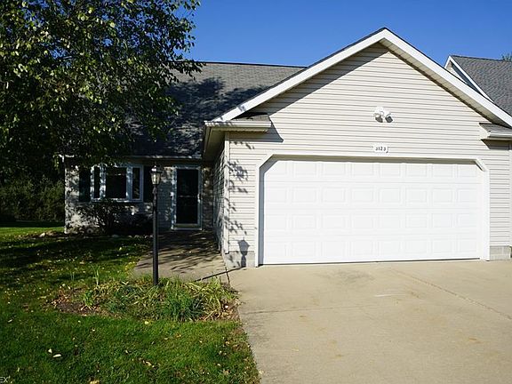 2nd image of 3123 Pondview Dr