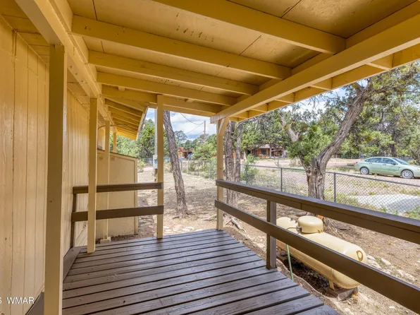 3611 Pine Rim Dr, Overgaard, AZ 85933