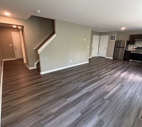 2nd image of 2899 Pine Leaf Ct