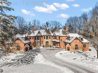 59 Hidden Rdg, Bloomfield Hills, MI 48304