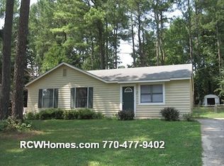 8966 Ashwood Dr, Riverdale, GA