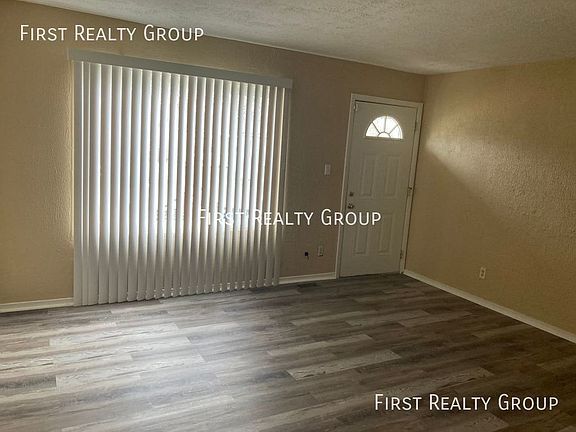 3rd image of 1313 Marot Dr
