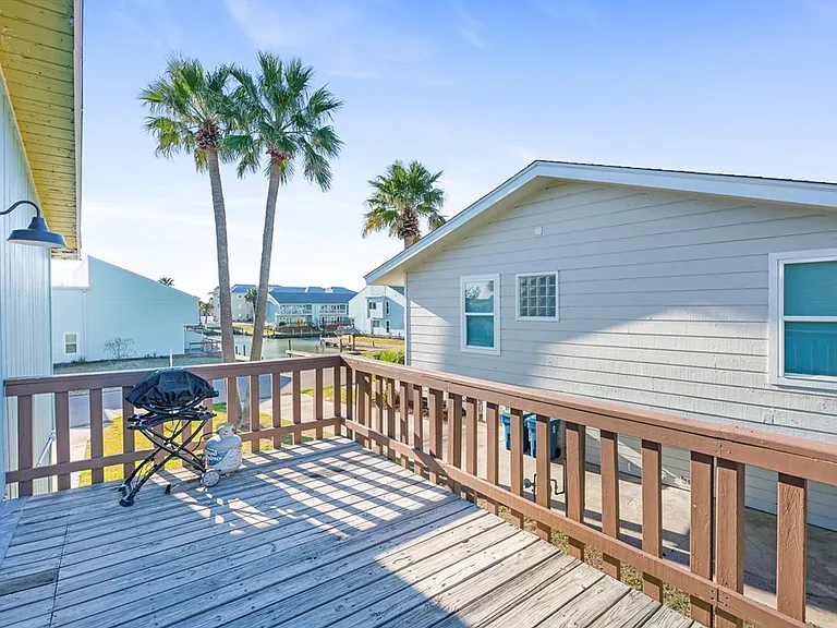 1 Lauderdale Dr — Photo 17