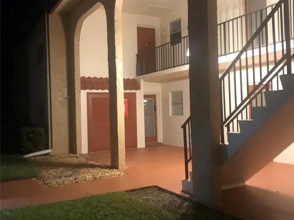 491 Lake Dora Drive #491, Royal Palm Beach, FL 33411