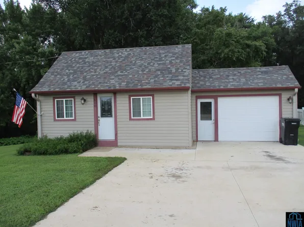 616 Main St, Washta, IA 51061