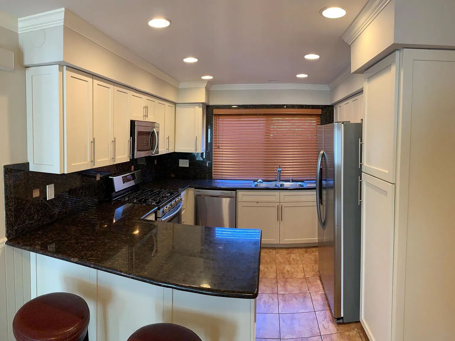3 bed, 2.5 bath, 1532 sqft, $4,500 — Photo 4
