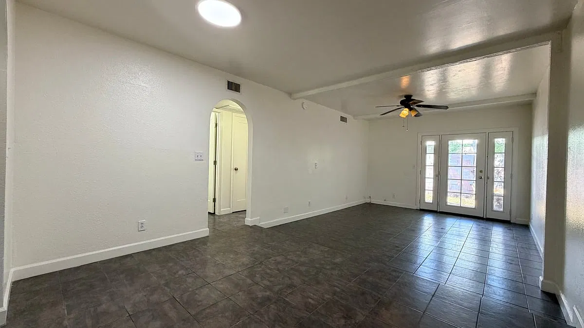 4215 N 17th St, Unit 6 — Photo 4
