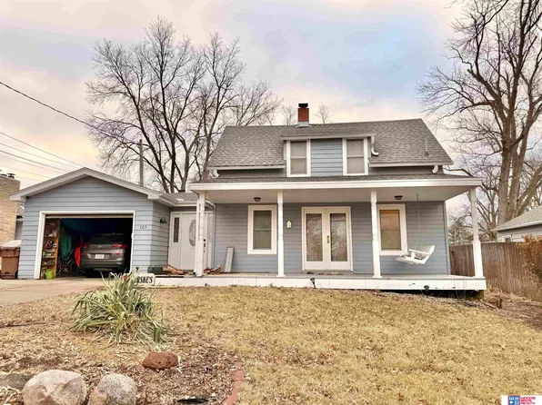 107 Pearl St, Seward, NE 68434