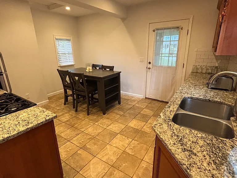 165 Lake Ave #2 — Photo 16