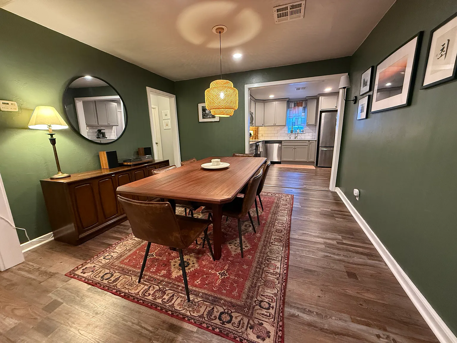 3 bed, 1713 sqft, $1,850 — Photo 2