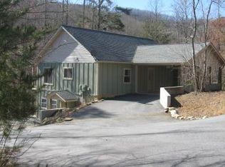 119 Breezy Brook Ln, Hayesville, NC 28904