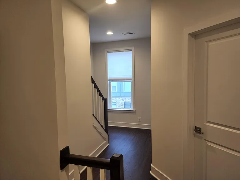 4981 Lakeside Xing — Photo 24