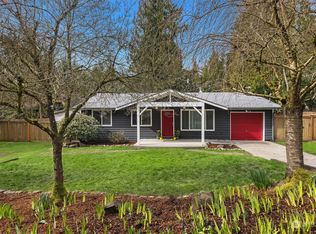 907 211th Ave NE, Sammamish, WA 98074