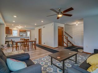 2425 Dunns Marsh Ter, Madison, WI 53711
