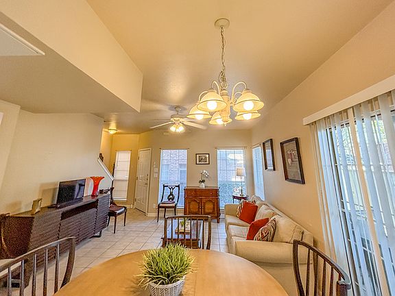2nd image of 129 Chapel Hill Cir #129