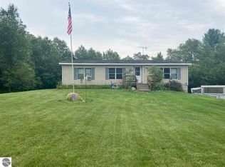 9745 Shippy Rd SW, Fife Lake, MI 49633