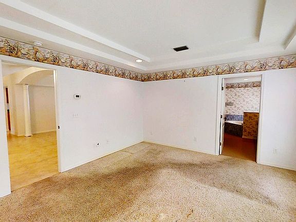 5th image of 708 Saxon Palm Ct