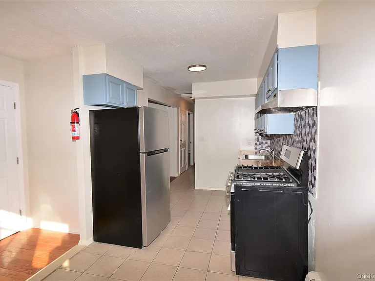 1510 Beach 12 St #2 — Photo 6