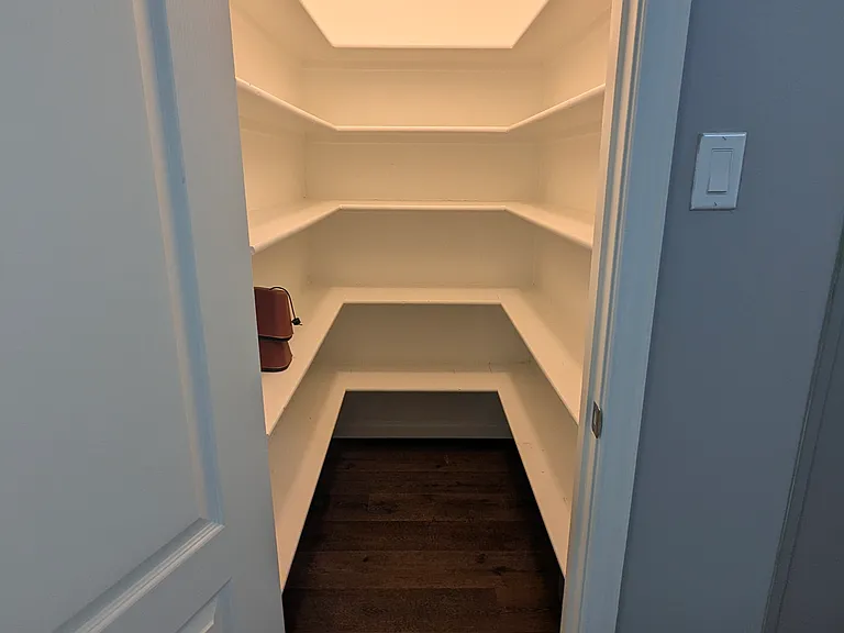 2807 Freedom Cir — Photo 26