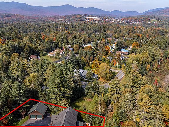 3rd image of 12 Fox Run Ln
