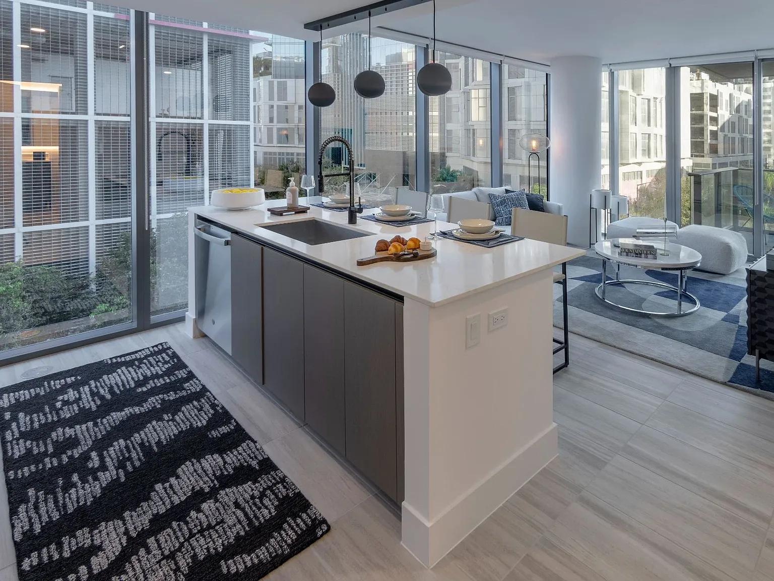 2 bed, 1380 sqft, $3,500 — Photo 1