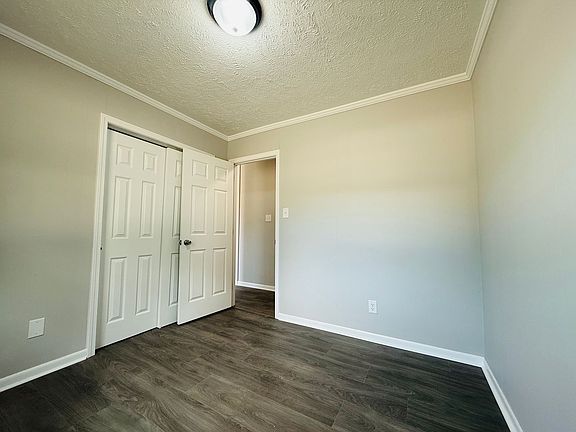4th image of 4730 Rosehill Rd #4736