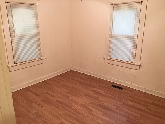 5th image of 2313 Dodson Ave