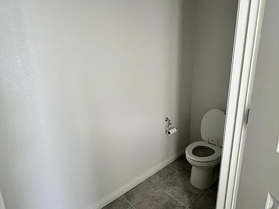 5th image of 1427 Finestra Dr