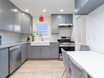 37-14 Little Neck Pkwy, Little Neck, NY, 11363