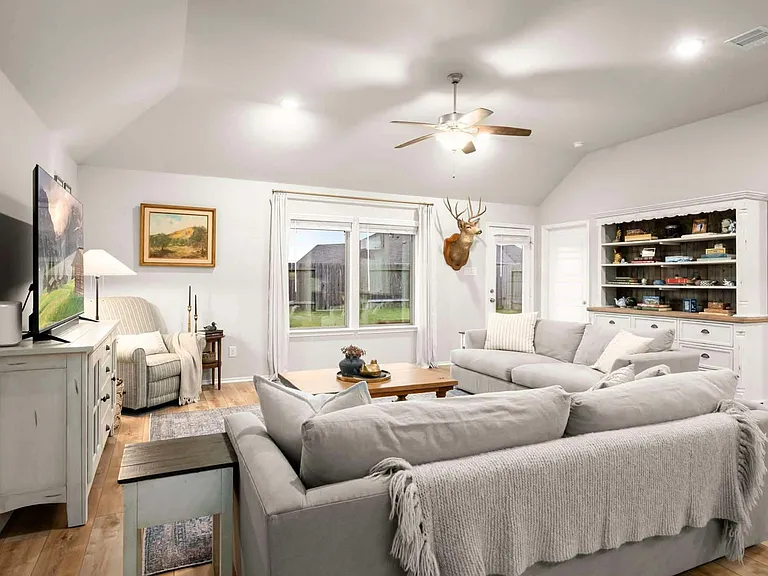 326 Jewett Meadow Dr — Photo 11