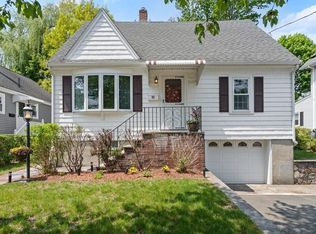 92 Derby Rd, Melrose, MA 02176