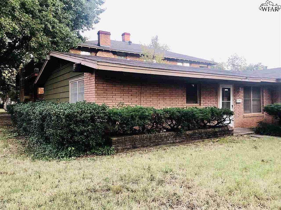 1st image of 1681 1/2 Speedway Ave