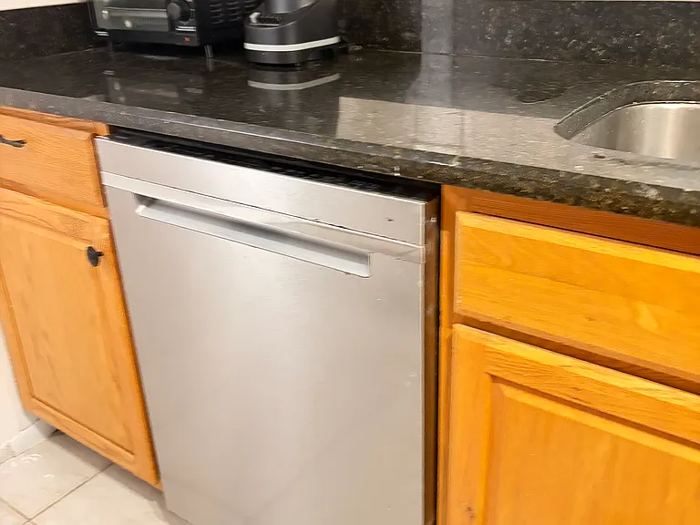 2995 Arrowhead Rd — Photo 5