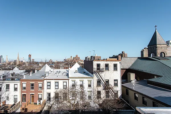 Rented by Corcoran | media 24