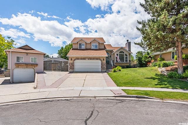 1st image of 2827 W Allred Cir
