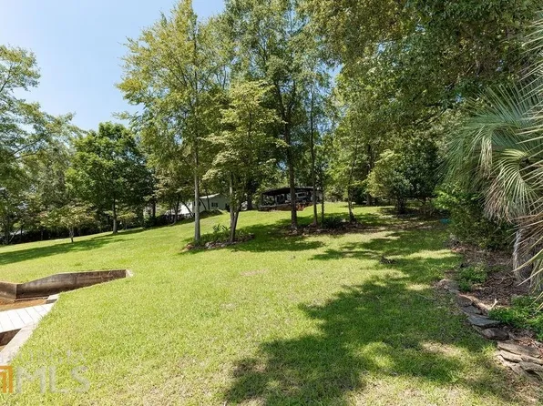 707 Foxglove Dr, Sparta, GA 31087