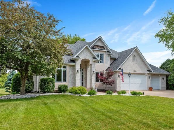 7800 E Arrowleaf Trl, Coal City, IL 60416