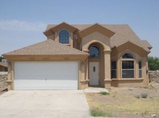 555 River Valley St, El Paso, TX 79915