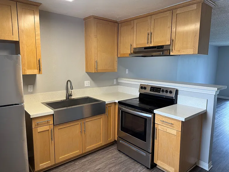 Villa Del Sol Apartments — Photo 46