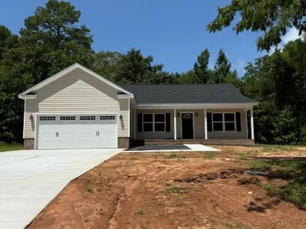 2620 Fall Dr, Sumter, SC 29040