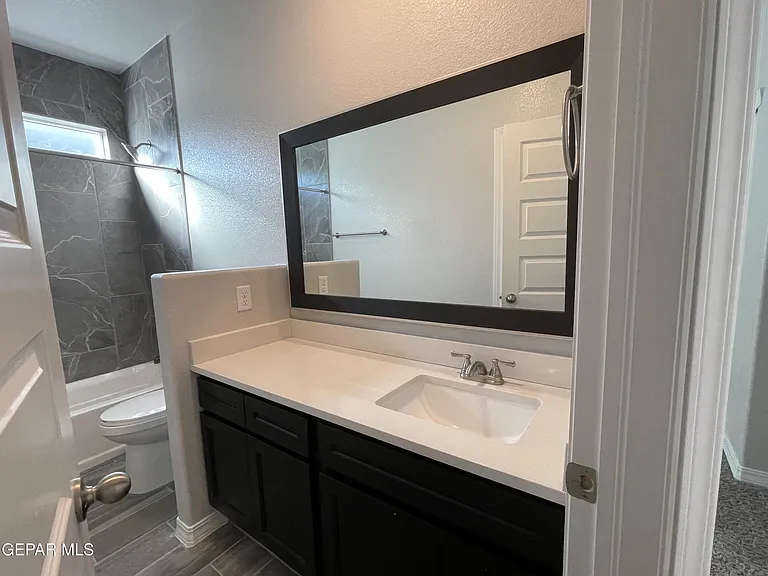 6009 Hidden Clove Ct — Photo 5