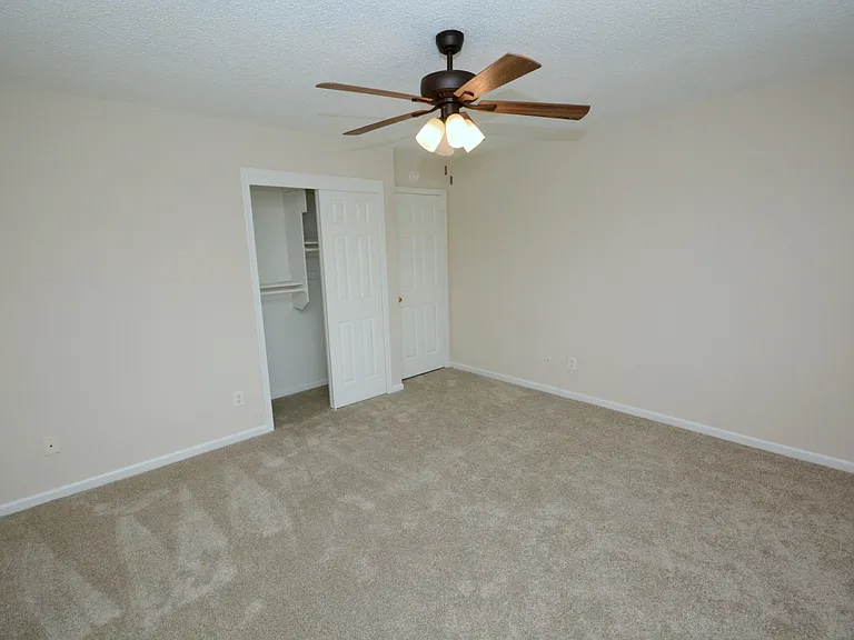 1217 Reardon Cir — Photo 48