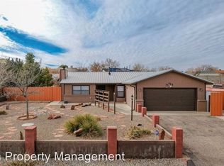 832 Foraker Rd SE, Rio Rancho, NM 87124