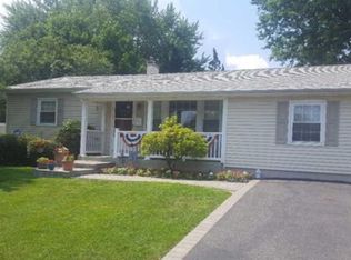 32 Gaymore Rd, Port Jefferson Station, NY 11776