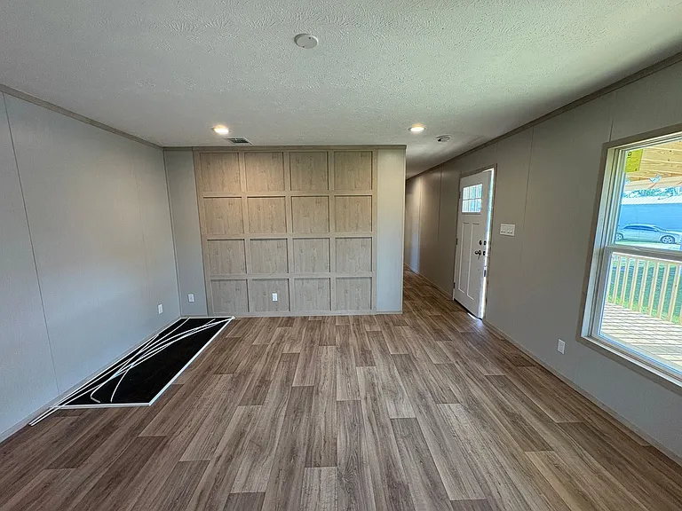 1128 S Gay Ave — Photo 84